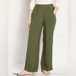 Old Navy Olive Medium High Waisted Playa Wide Leg Pant